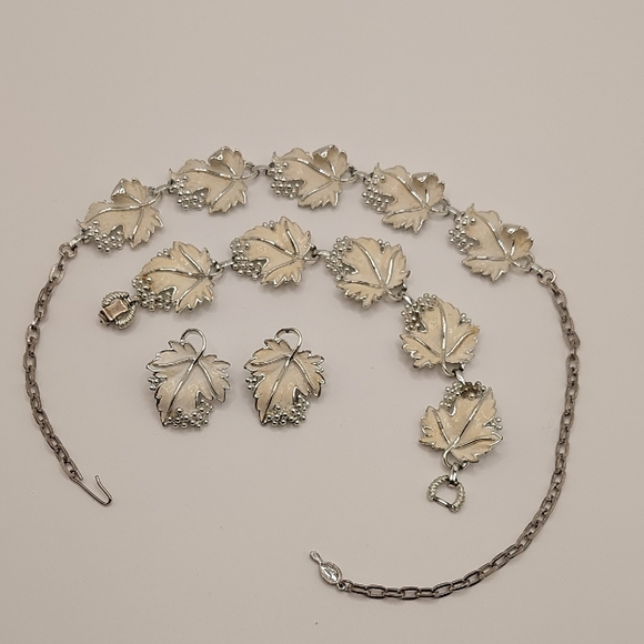 Sarah Coventry Jewelry - SARAH COVENTRY 'Whispering Leaves' Vintage 1959 Full Parure- Silver Tone Set